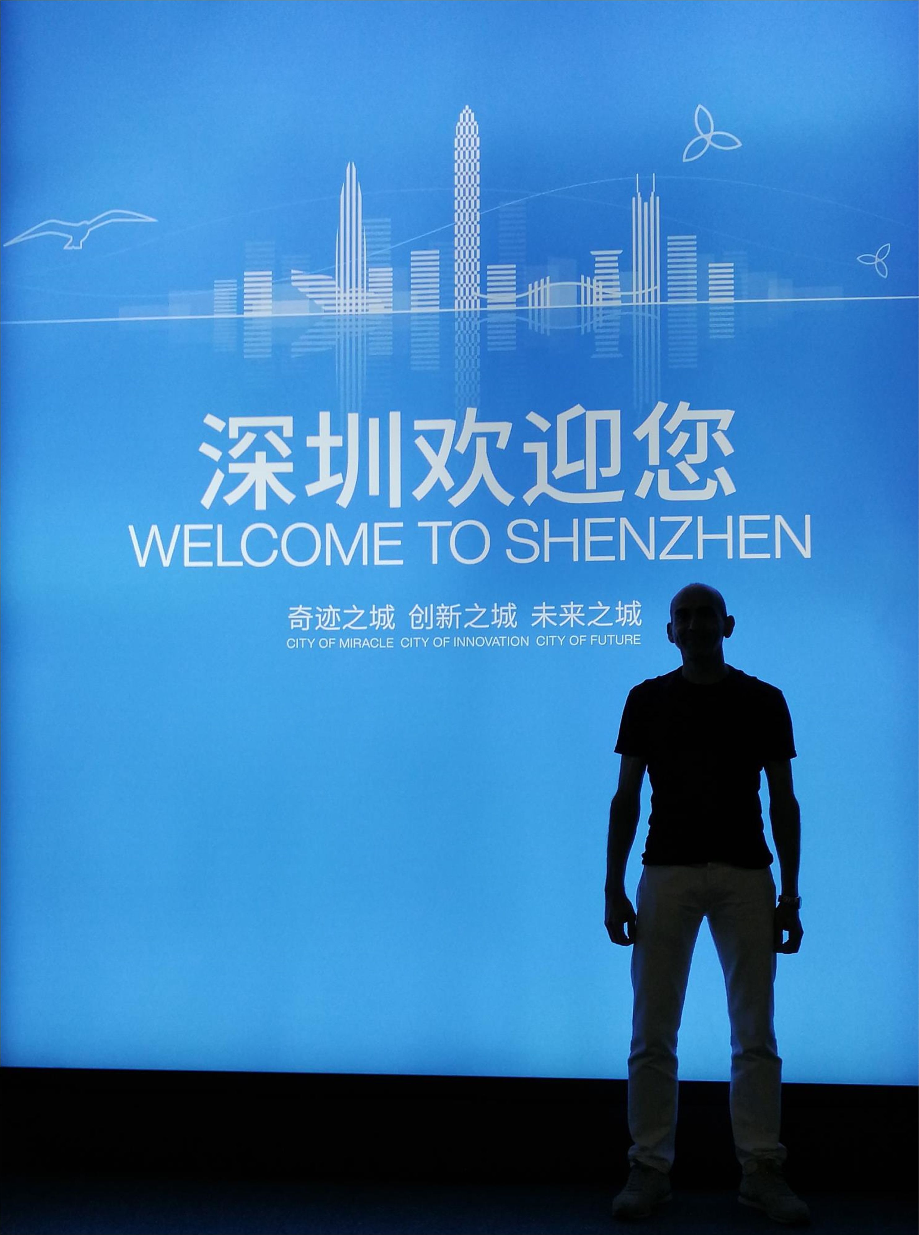 "Welcome to Shenzhen, city of miracle, innovation and future" | Cedida