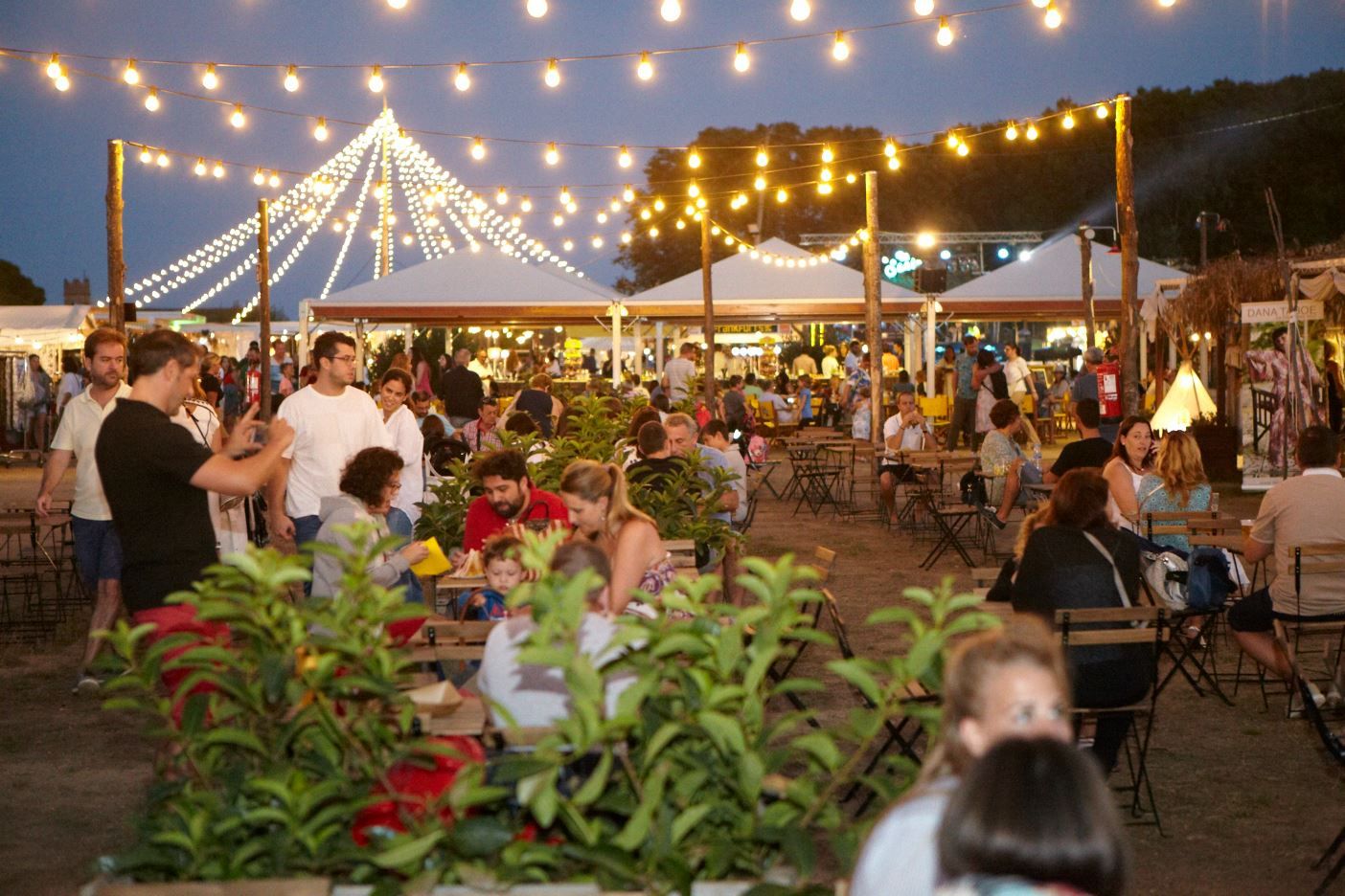 La Santa Market combina moda, artesania, activitats infantils i familiars, música i gastronomia | Cedida