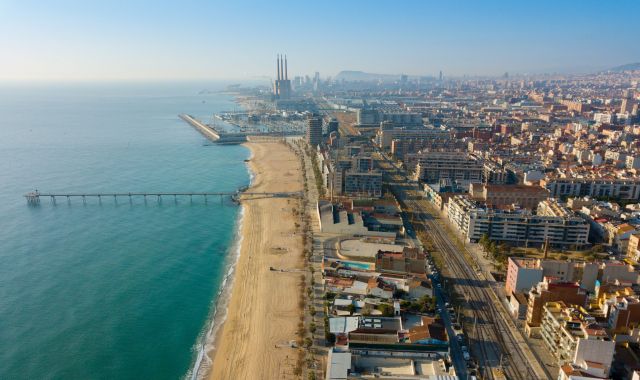 El Barcelonès Nord té 8.013 empreses i poc atur | iStock