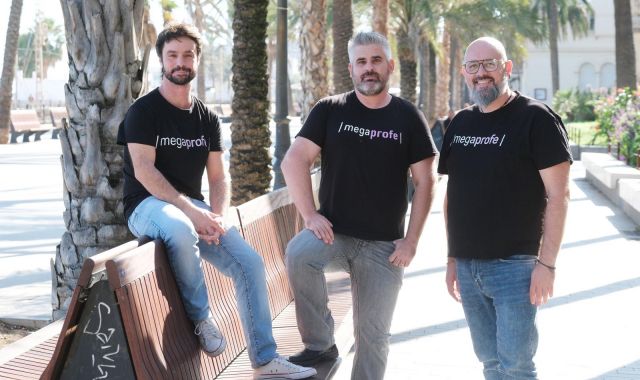 L'equip de Megaprofe format pel Pau Llanes, el José Antonio Tamayo i el Vicenç Yll | Cedida