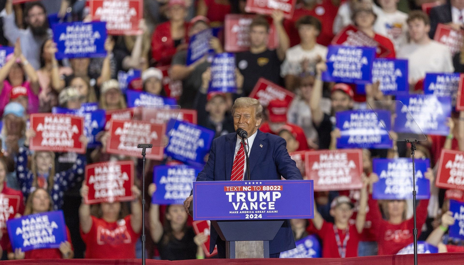 Donald Trump durante un acto de campaña | EP