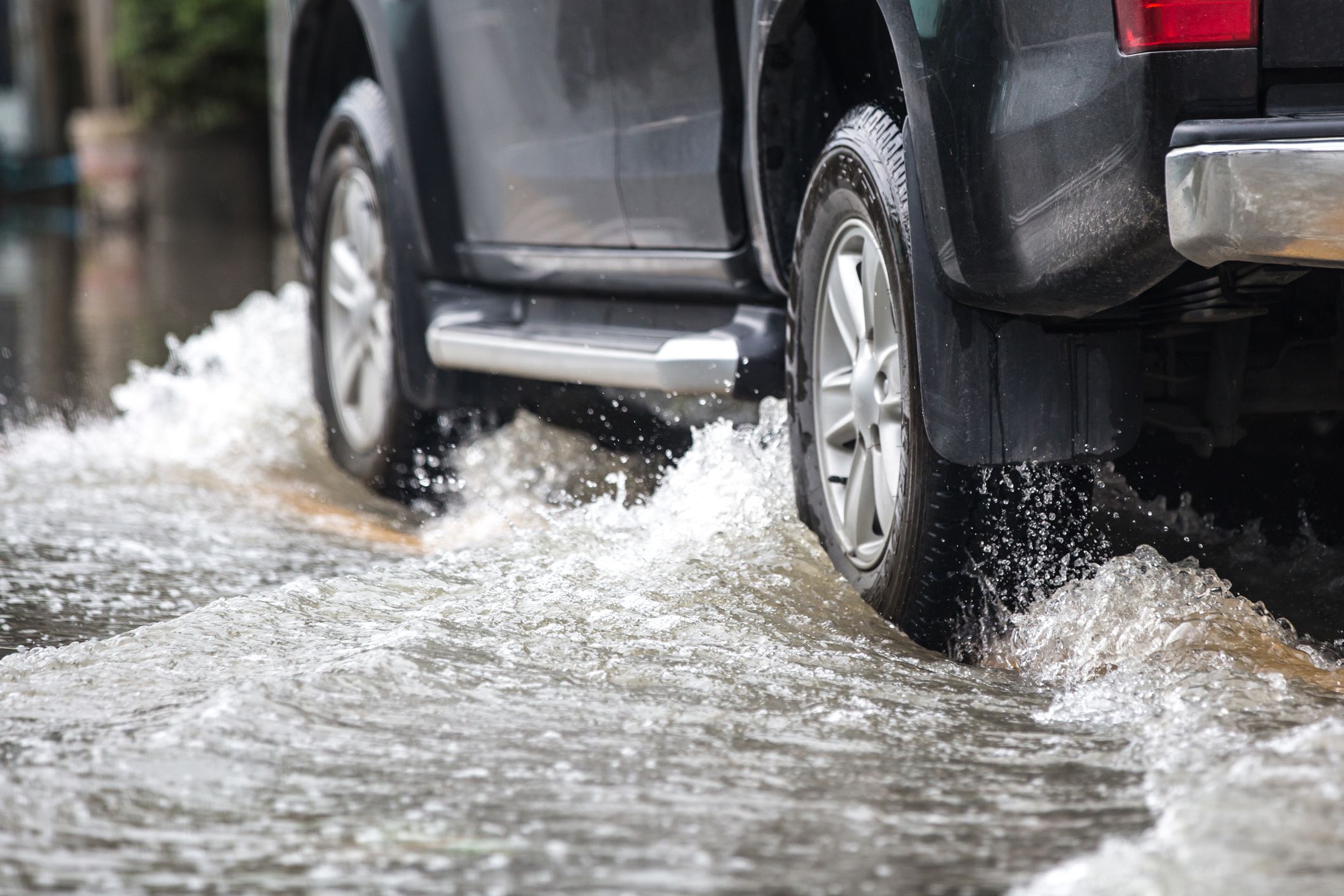 Malgrat totes les precaucions, el Racc recomana aturar el vehicle en un lloc segur | iStock