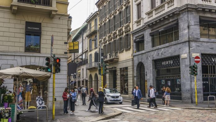 La Via Montenapoleone (Milà) és el carrer comercial més car del món | iStock