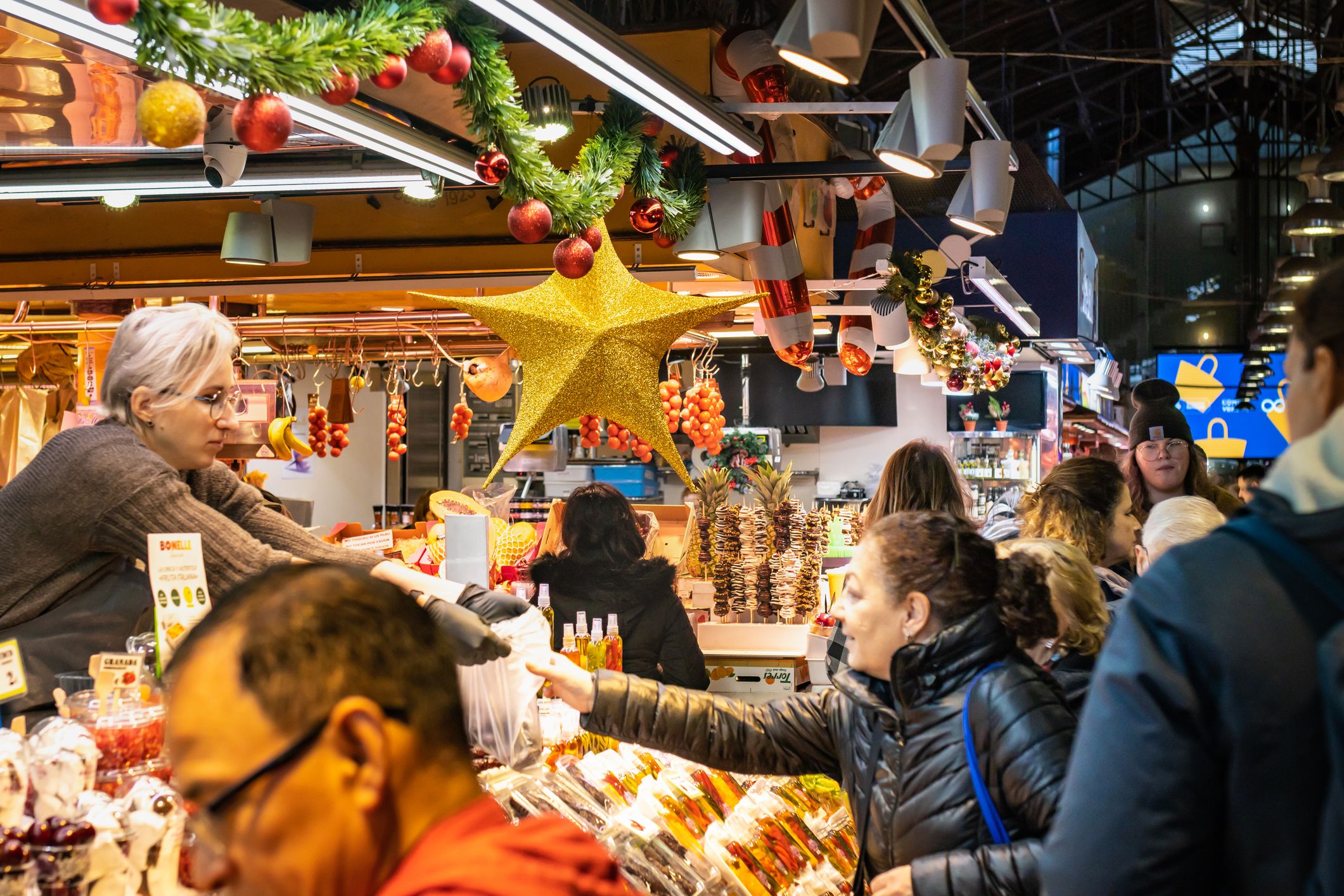 Un mercado de Navidad en Catalunya | iStock