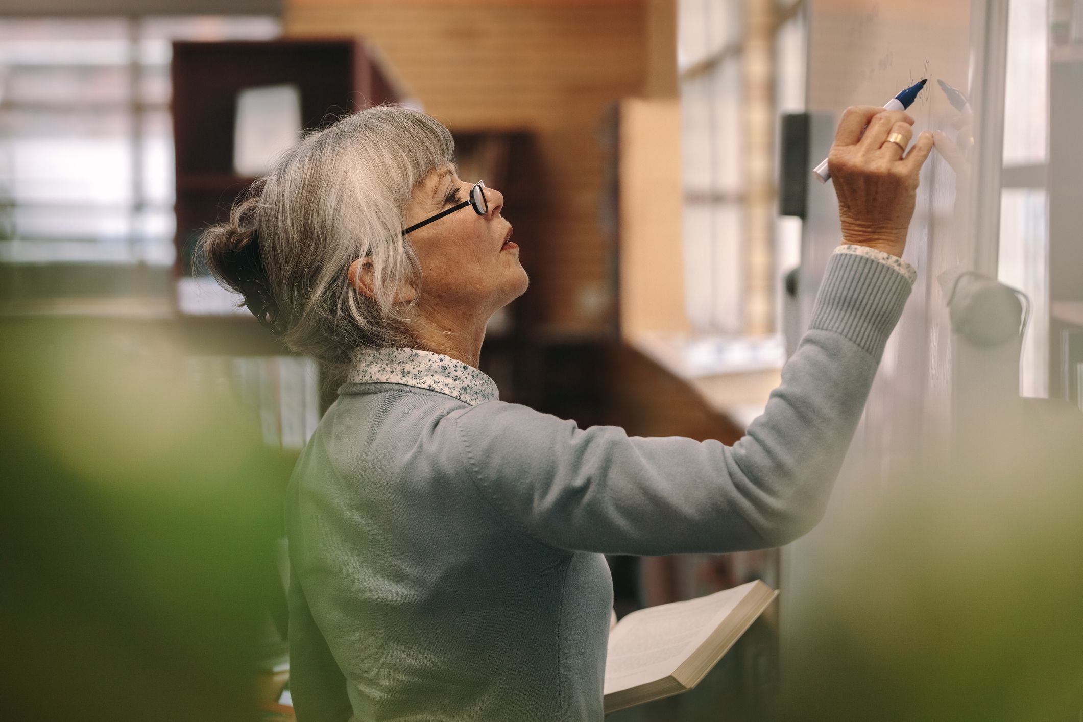 El 97% de les empreses valoren molt positivament les aportacions dels perfils sèniors | iStock