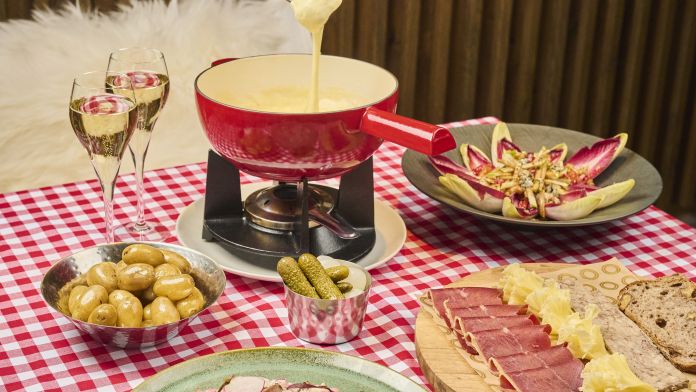 L'hotel The One acull a la terrassa la Mood Swiss Fondue Experience | Cedida