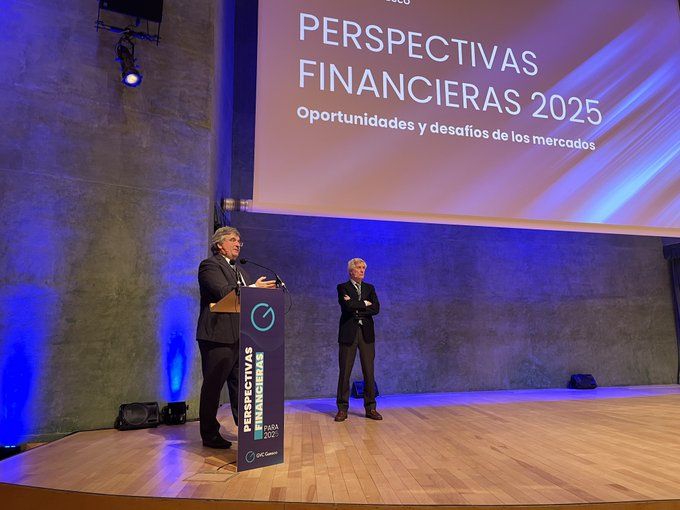 Jaume Puig i Victor Peiro, durant la conferència | @GVCGaesco