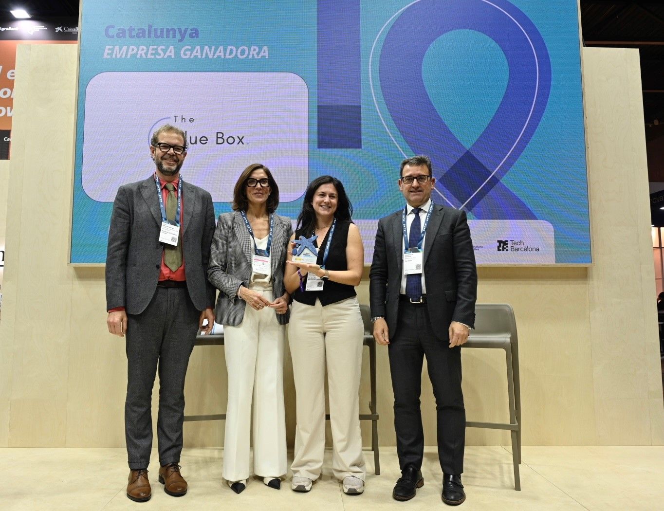 Jordi García Brustenga, director general d'Estratègia Industrial i de la Pime, Ministeri d'Indústria i Turisme, i president d’Enisa; Maria Alsina, directora territorial de CaixaBank a Barcelona; Judith Giró, CEO The Blue Box Biomedical Solutions, i Josep Mª Gonzàlez, director territorial de CaixaBank a Catalunya | Cedida