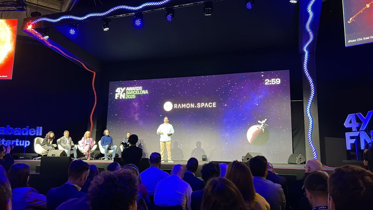 El CEO de Ramon Space, Avi Shabtai, durant els 4YFN Awards | @RamonSpace_