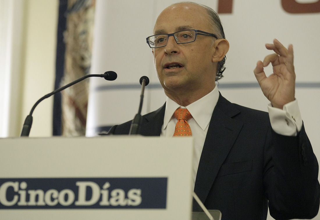 El Ministre Montoro durant la trobada del Foro Cinco Días