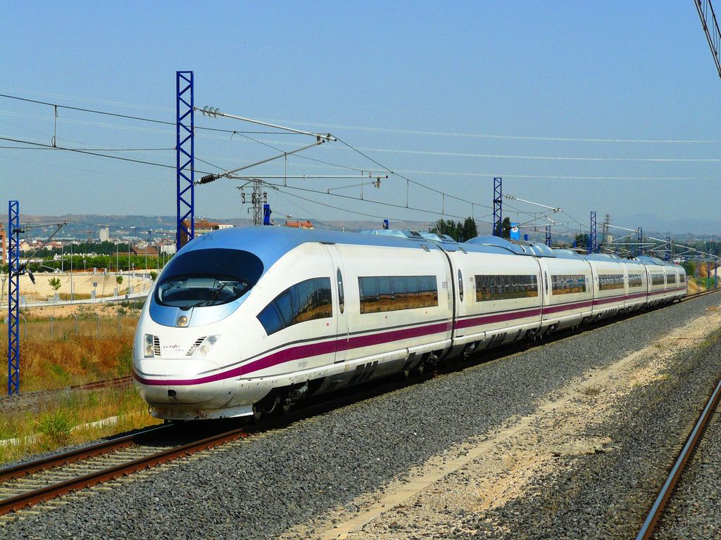 L’AVE ha transportat un total de 407.000 passatgers entre Barcelona i Madrid  el juny 