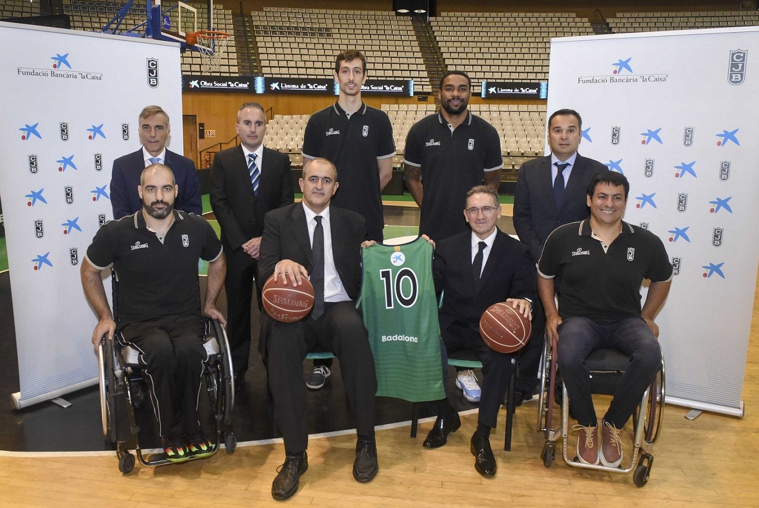 Acord entre la Fundació Bancària La Caixa i el Club Joventut Badalona