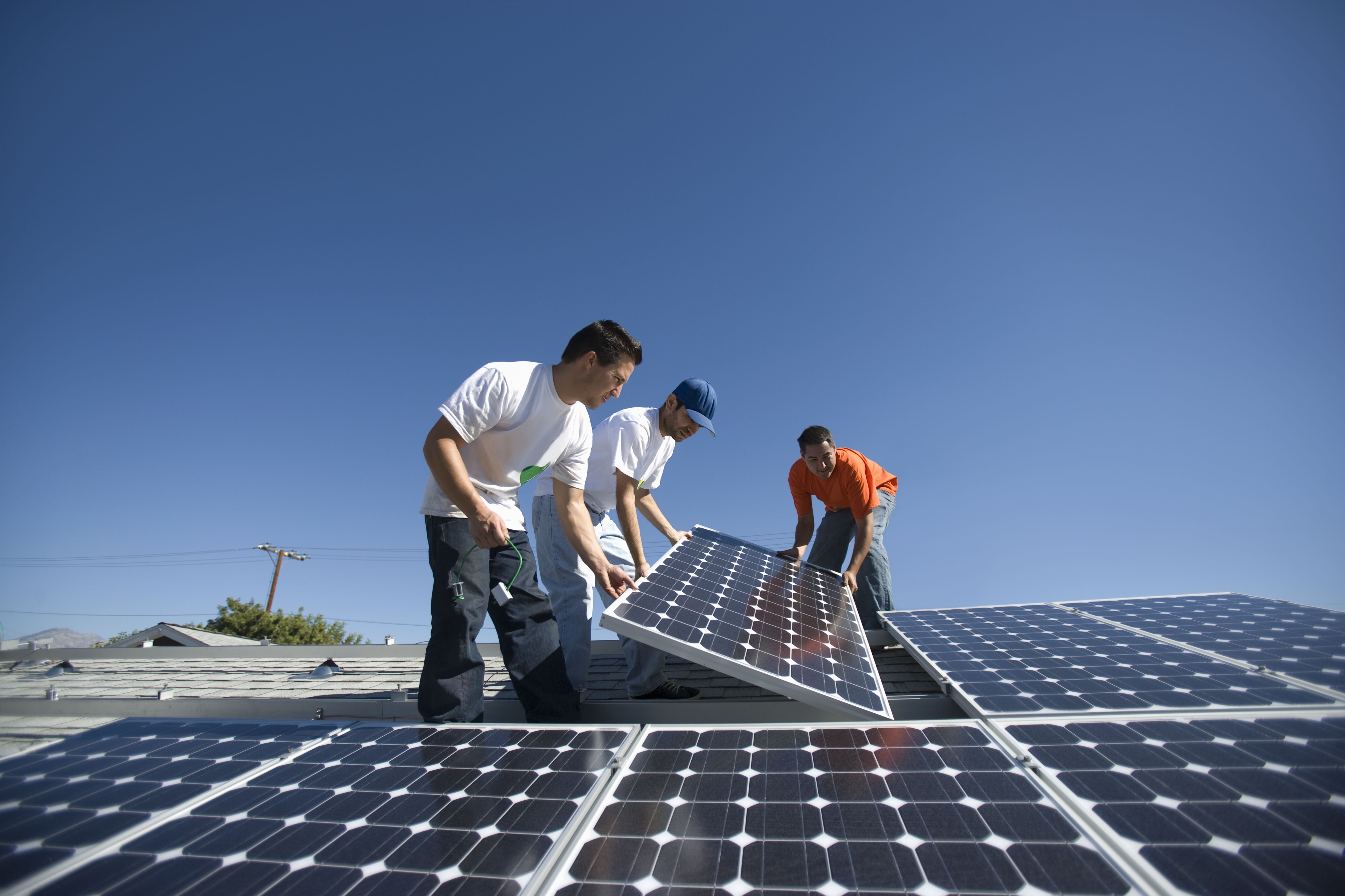 La legislació és un dels obstacles per l'autoconsum energètic de les empreses