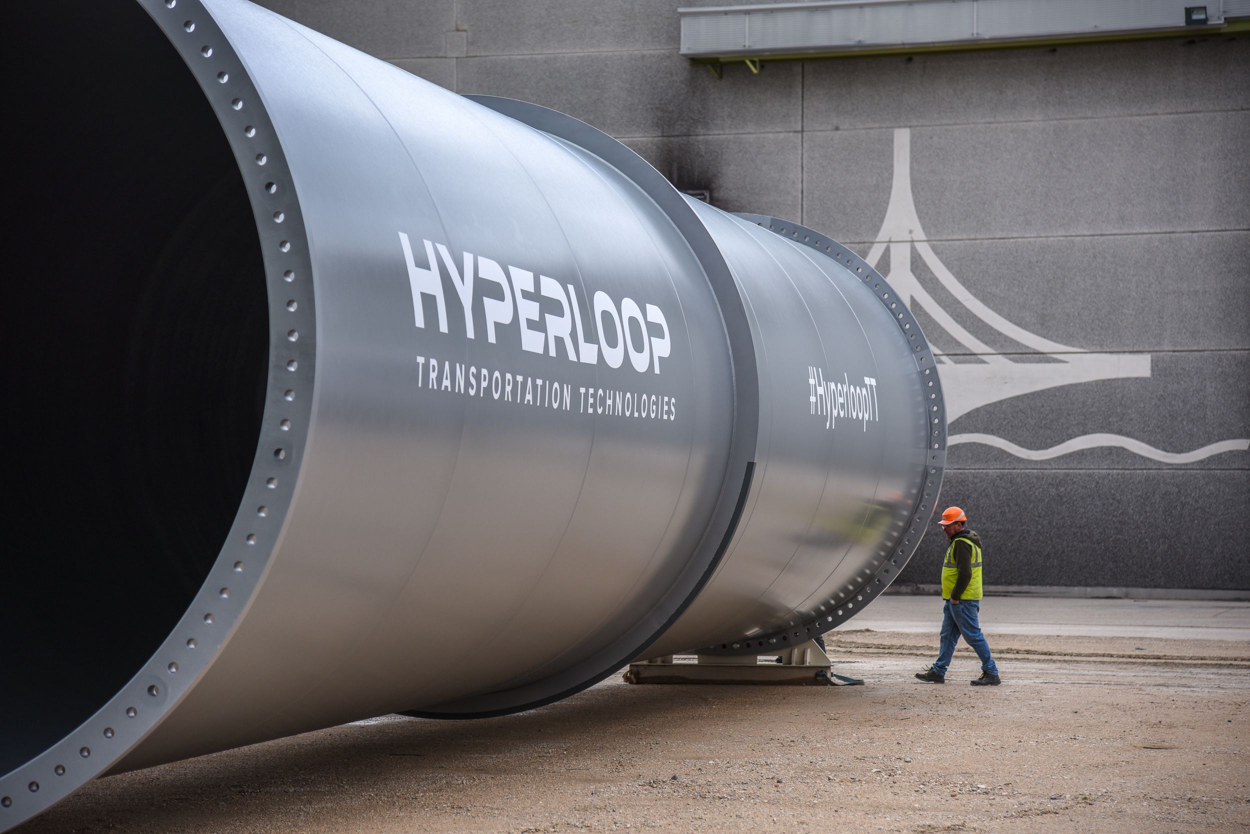 Un dels tubs de l'Hyperloop