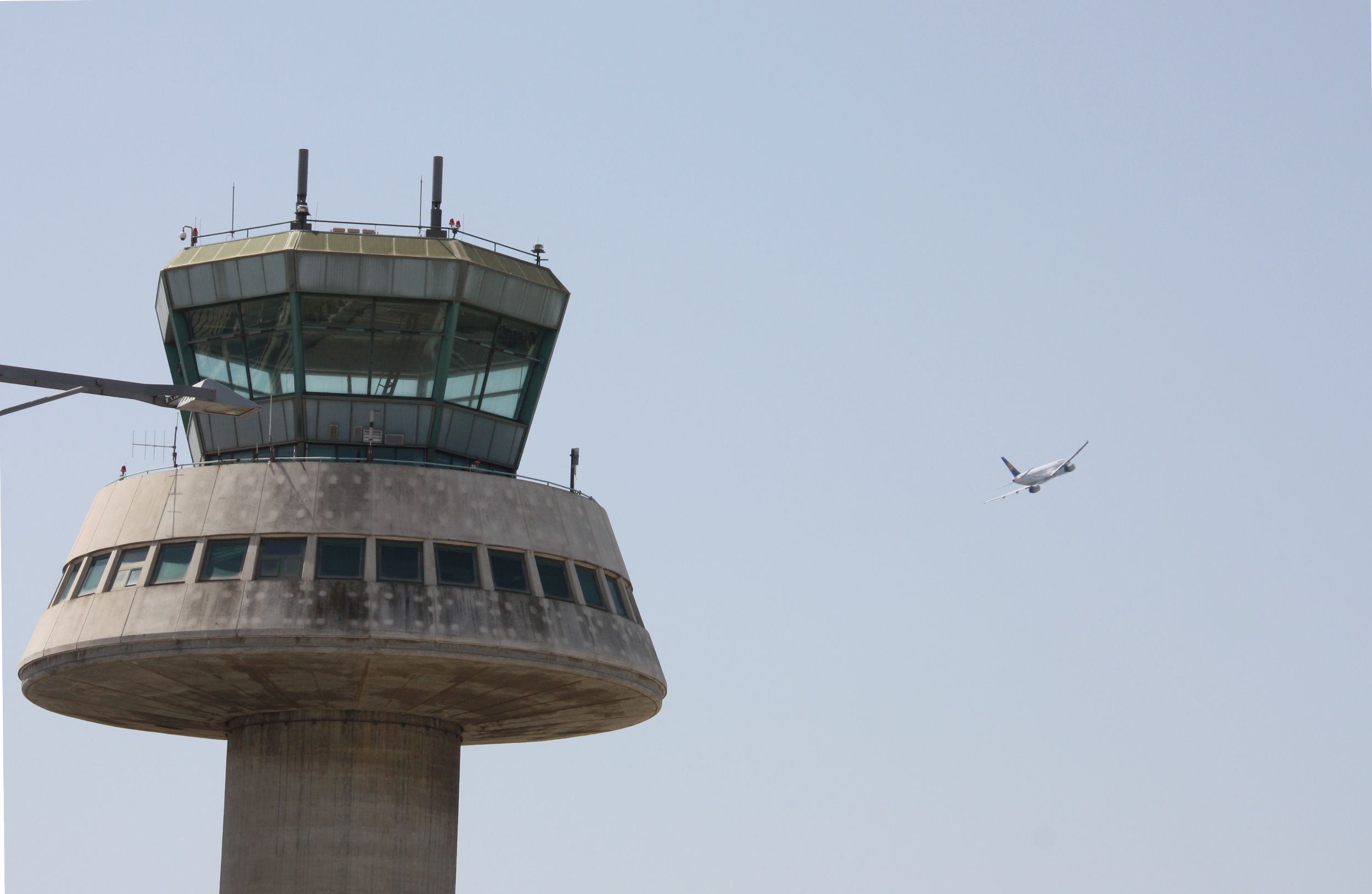 L'antiga torre de control de l'aeroport del Prat | ACN