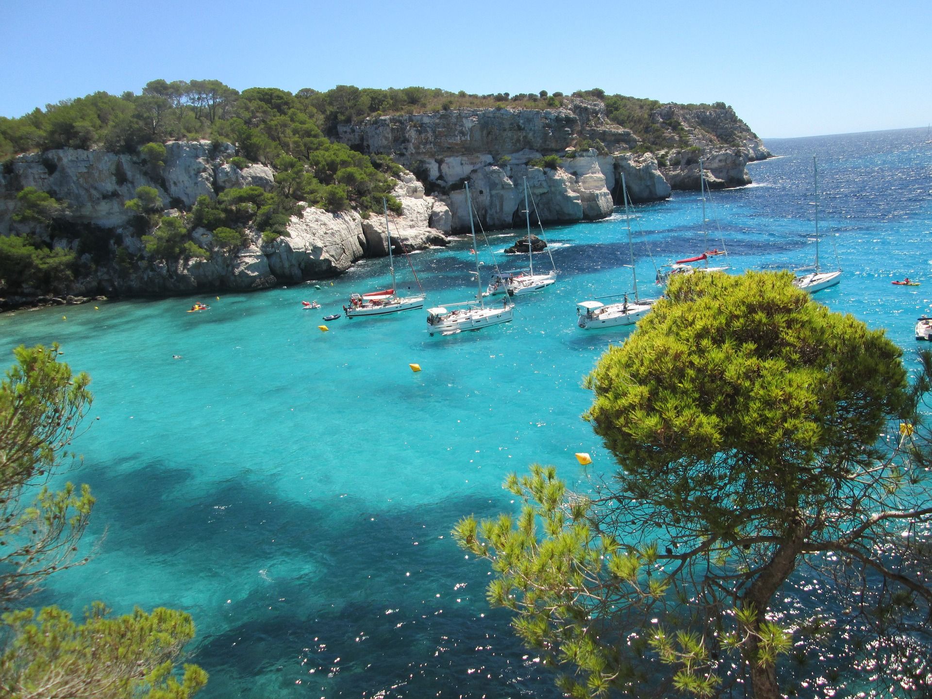 Menorca is a paradise, also for beginning a startup | Pixbay