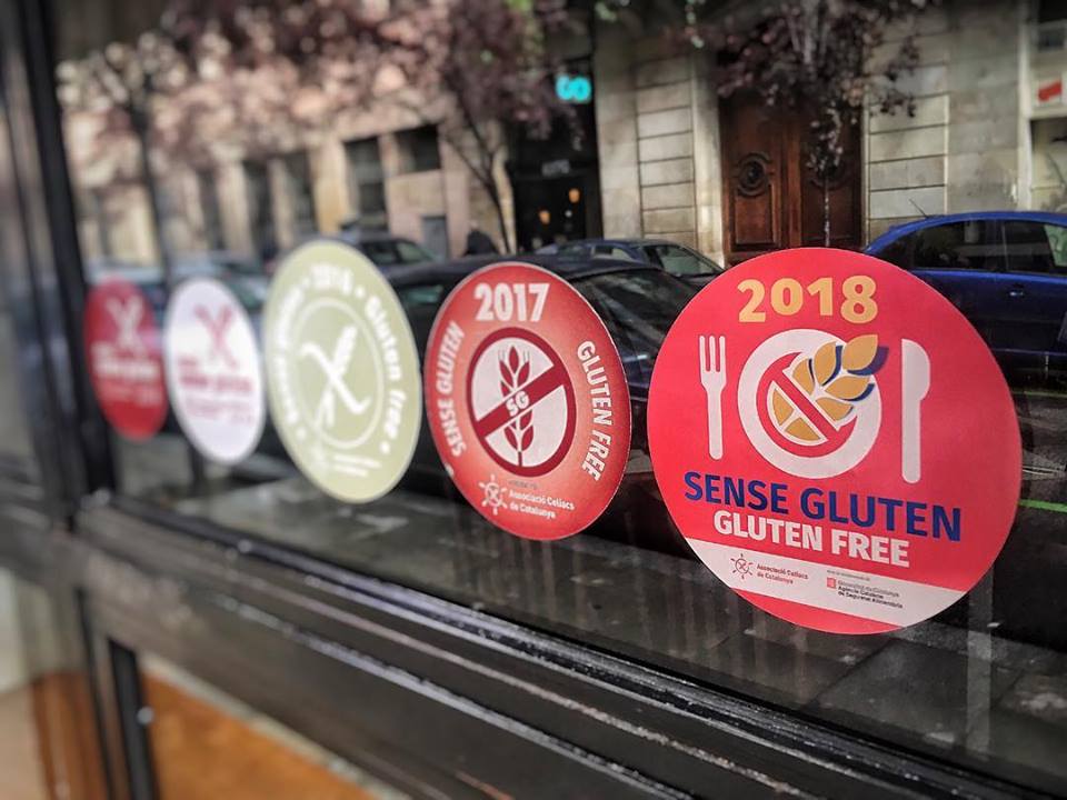 Certificado 'sin gluten' del restaurante En Ville de Barcelona | Facebook En Ville