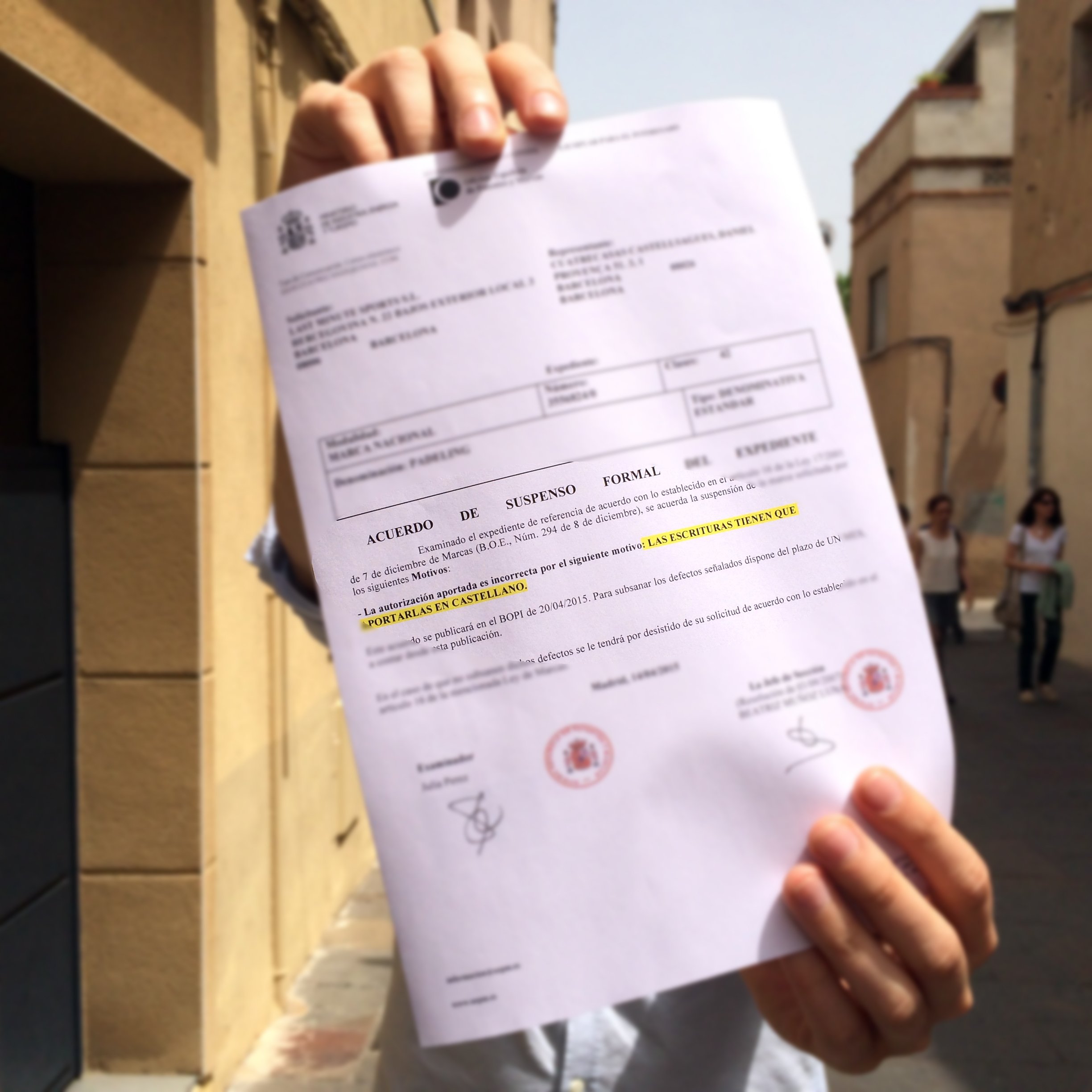 Tant la sol·licitud com els altres documents que shan de presentar a lOficina Espanyola de Patents i Marques han destar redactats en castellà