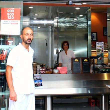 Xavier Alcoberro i la seva mare, sisena i cinquena generació